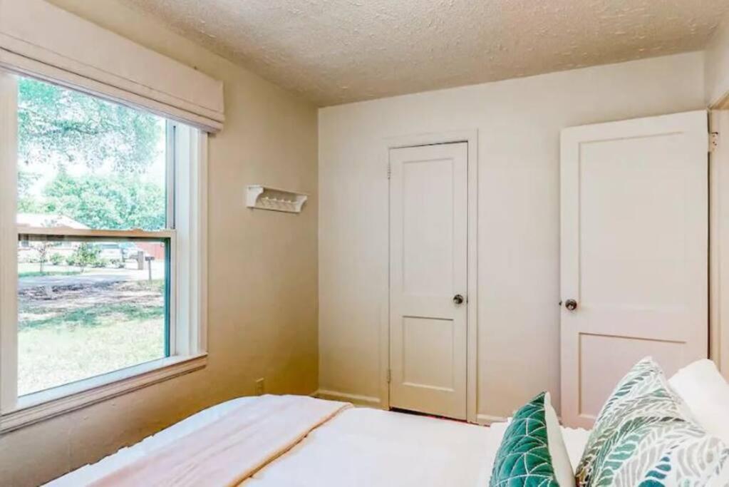 Private, Quiet-Close To Dwntn Pensacola, Stadium, Beaches Villa Exteriör bild
