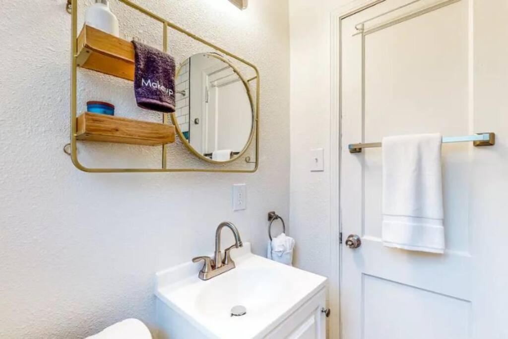 Private, Quiet-Close To Dwntn Pensacola, Stadium, Beaches Villa Exteriör bild