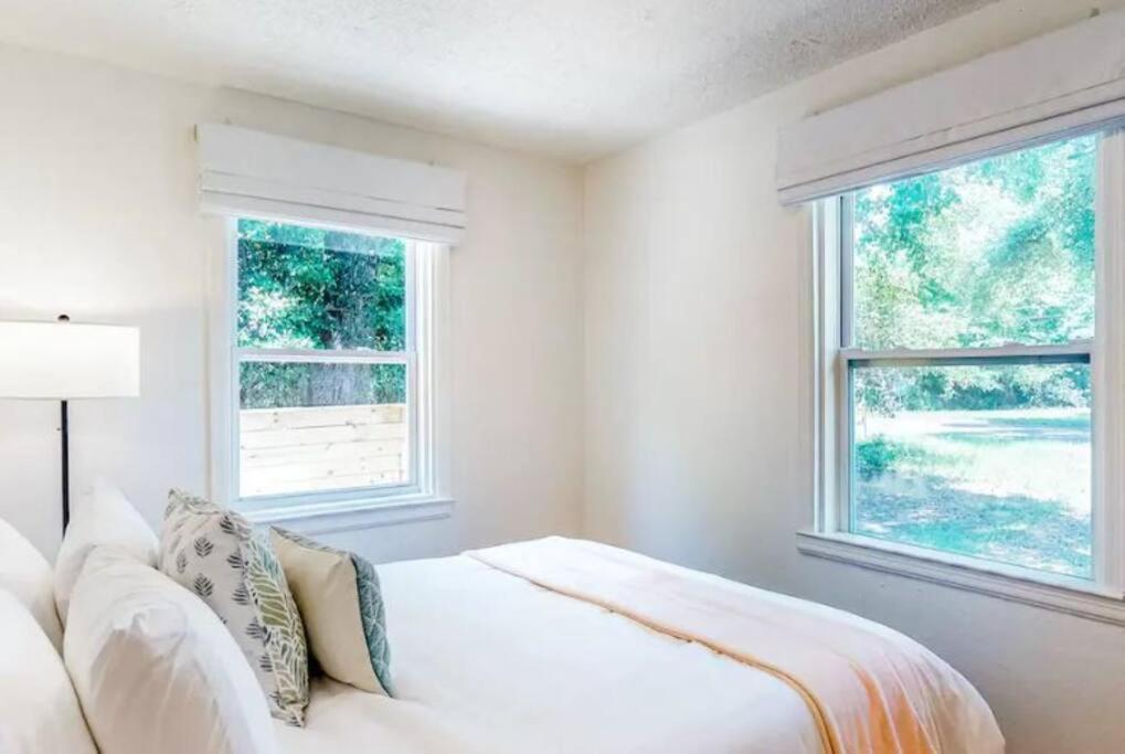 Private, Quiet-Close To Dwntn Pensacola, Stadium, Beaches Villa Exteriör bild